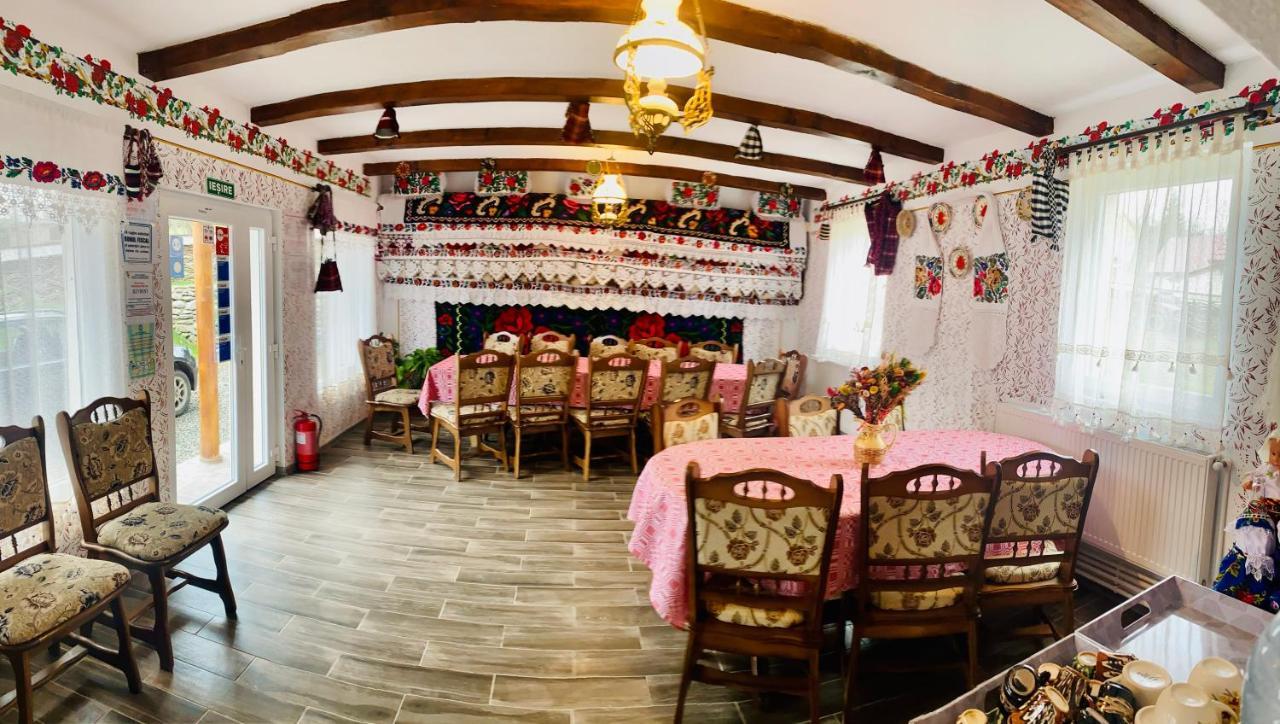 Floare De Maramures 1 Vadu Izei Exterior foto